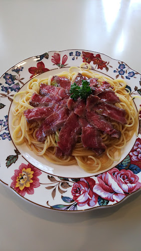 Opinii despre 西洋肉料理 岡 în 松阪市 - 飲食業