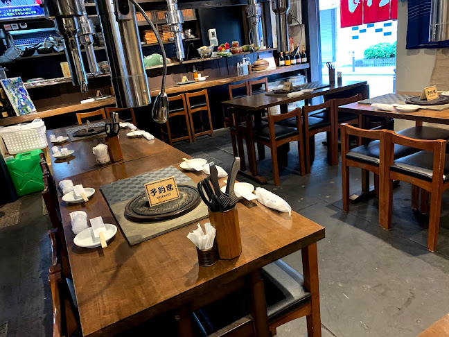 〒542-0083 大阪府大阪市中央区東心斎橋１丁目 ８番地１５号 1F 中正ビル