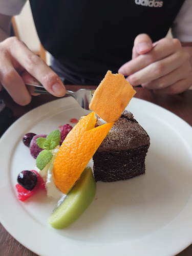 カフェレストランKIZUNA - 飲食業