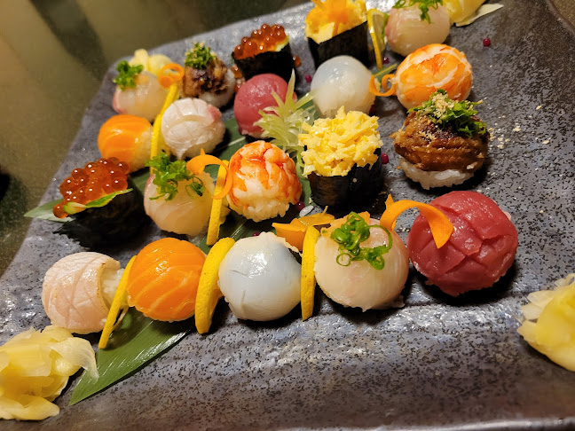 〒882-0845 宮崎県延岡市安賀多町１丁目２−１５