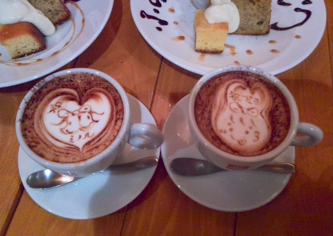 Opinii despre マザーズソングカフェ în 大阪市 - 飲食業