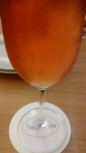 Comentarii opinii despre サラベス 東京店