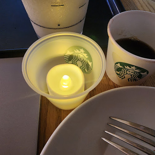 スターバックス コーヒー 中野セントラルパーク店 - 飲食業