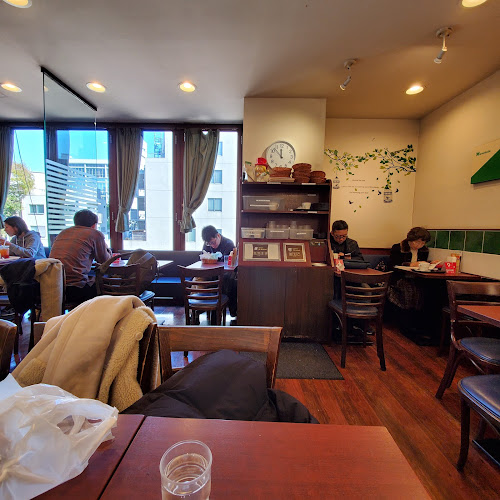 Comentarii opinii despre モスバーガー目黒駅西口店