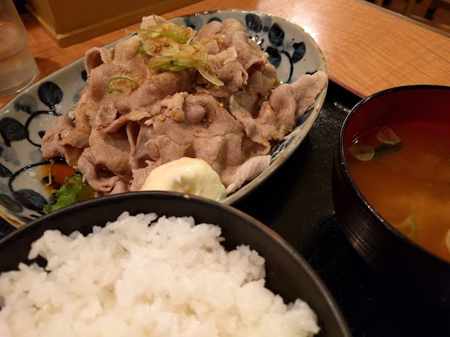 Opinii despre 定食屋 仁亭(じんてい) în 山形市 - 飲食業