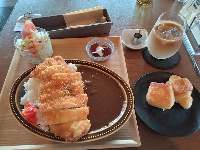 〒763-0082 香川県丸亀市土器町東２丁目５