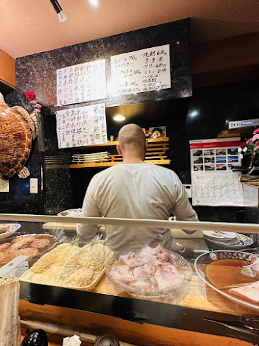 酒場・食事処 魚の まる田（まるた） - 福岡市