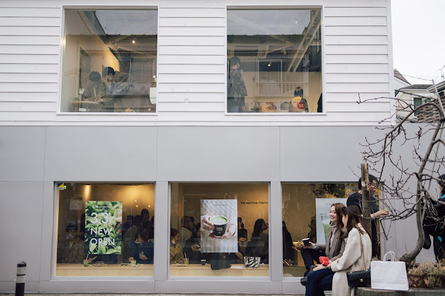 〒150-0001 東京都渋谷区神宮前５丁目１１−１３