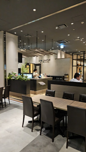 Comentarii opinii despre ライトアップ カフェ＆ダイニング