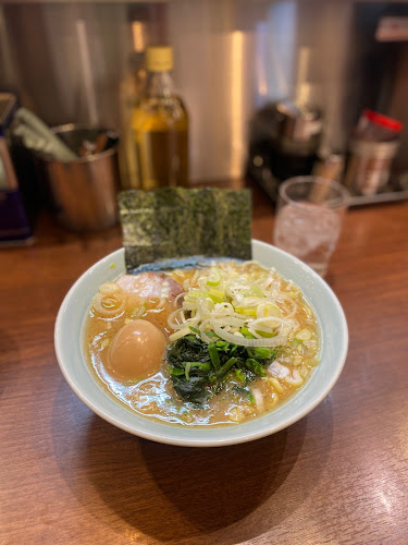 ラーメン金八家