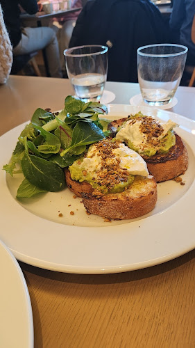 〒100-0005 東京都千代田区丸の内１丁目８−２ 鉃鋼ビルデイング 南館2・3F