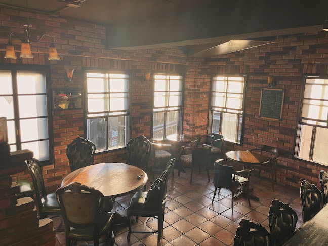 ピッグテイルズ - 飲食業