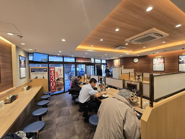 Comentarii opinii despre 松屋 蒲田西口店（マイカリー食堂併設）