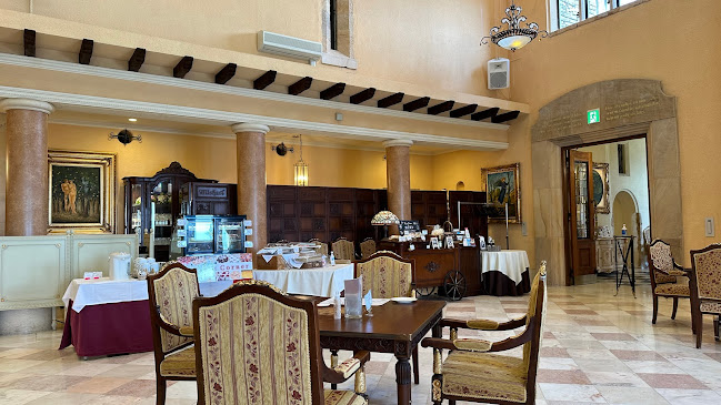 レストラン＆カフェ ラ・ヴィータ - 飲食業