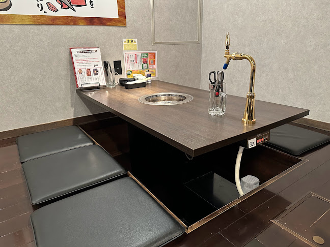 〒530-0031 大阪府大阪市北区菅栄町３−１１ 福田ビル 1階