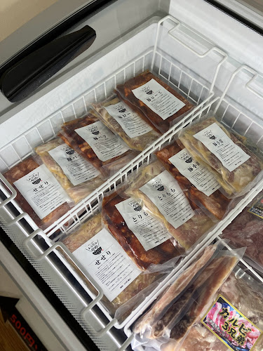 Opinii despre 24時間 無人ホルモン直売所 富田林店 în 富田林市 - 飲食業