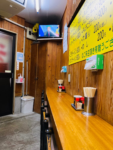 〒882-0824 宮崎県延岡市中央通１丁目３−１