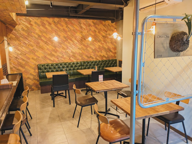 〒810-0031 福岡県福岡市中央区谷１丁目１２−３０