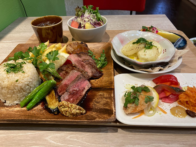 Opinii despre 小さなトマト în 青森市 - 飲食業