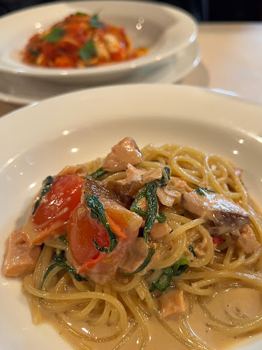 マーノ・エ・マーノ - 飲食業