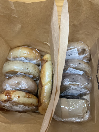 〒790-0013 愛媛県松山市河原町7−１７ 1階