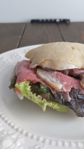 Opinii despre ブランジュリー パリの空の下 în 世田谷区 - 飲食業