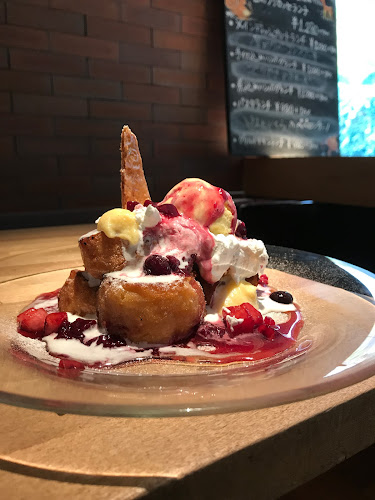 Cafe Dining Lounge THE PARK