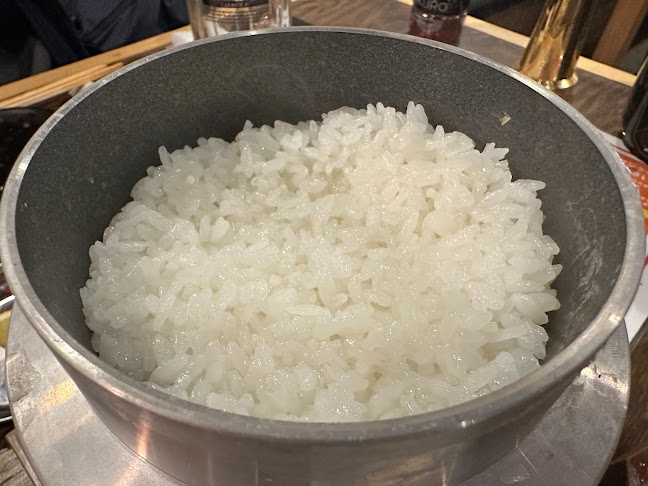 Comentarii opinii despre 焼肉ホルモンまるよし精肉店 天六店