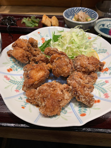 〒810-0042 福岡県福岡市中央区赤坂１丁目９−１ フドウ赤坂 B1