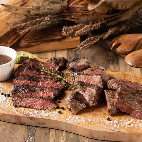 肉とチーズの古民家バル ISHIYAMA MEAT MARCHE - 飲食業