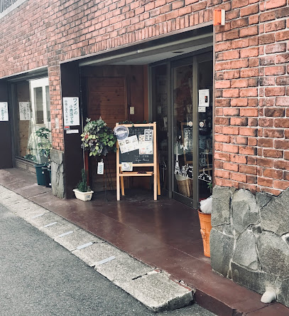 La Cave - PJ （PJワインセラー）