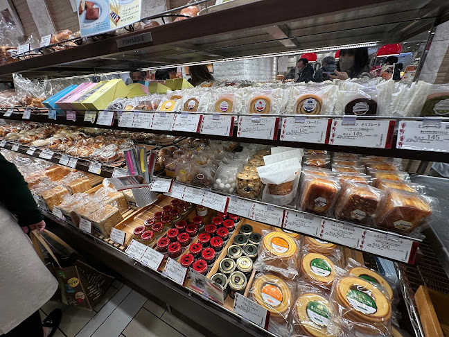 ポンパドウル ダイヤキッチン店 - 飲食業