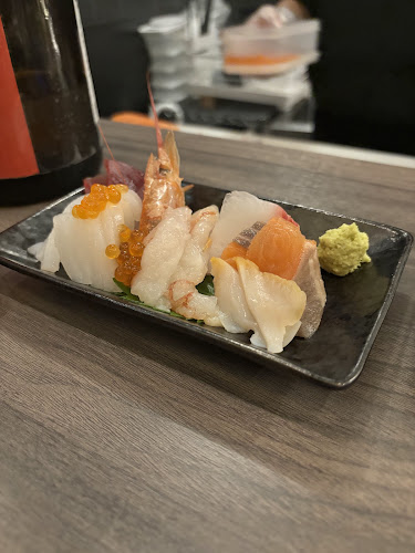 お寿司の食べられるBar BLOSSOM - 那覇市