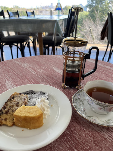 Opinii despre コルティーレスリジェ în 甲斐市 - 飲食業