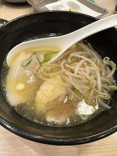 〒874-0943 大分県別府市楠町３８２−７ ゆめタウン別府 1F