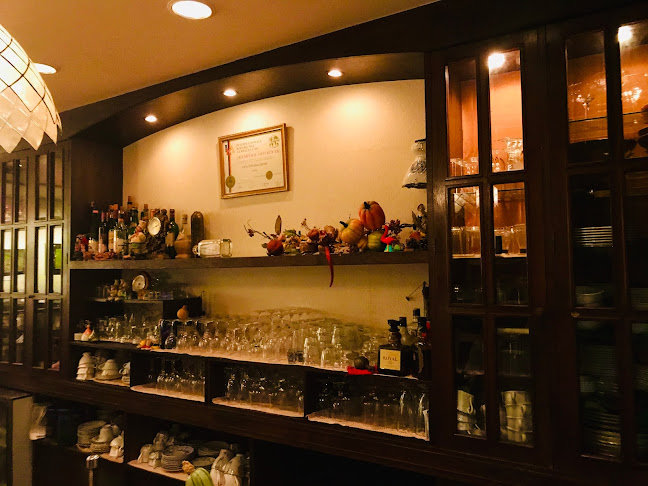 ぜふぃーる - 飲食業