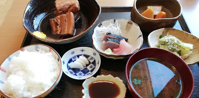 Opinii despre めし屋 仙瑞 Senzui în 富士吉田市 - 飲食業