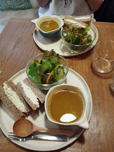 天然酵母 ひねもすぱん - 飲食業