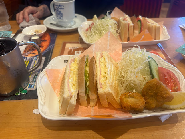 Comentarii opinii despre コメダ珈琲店 名東山の手店