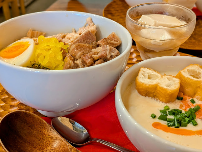 〒101-0051 東京都千代田区神田神保町３丁目９−３