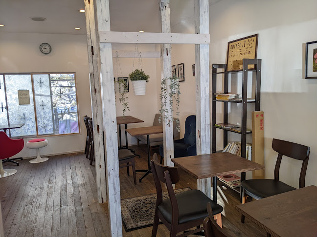 Opinii despre Velvet Coffee | ベルベットコーヒー 圧倒的コスパ！のスペシャリティコーヒー専門店 în 調布市 - 飲食業