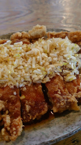 〒780-0082 高知県高知市南川添１５−３