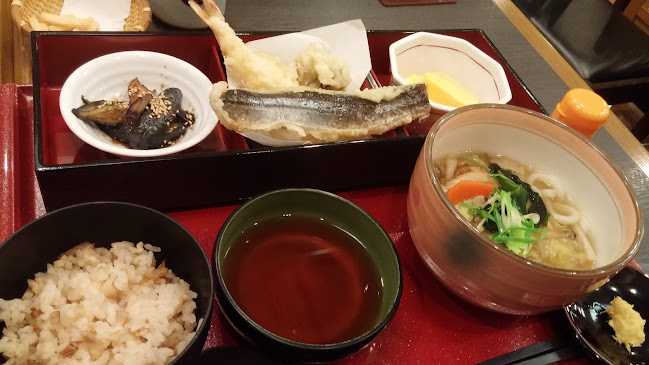 津の田ミート 川西店 - 飲食業