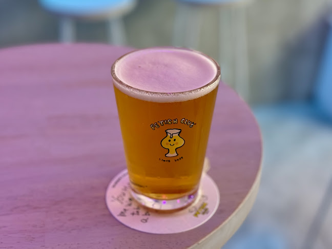 FETISH CLUB Tokyo BrewLab＋Bar ークラフトビール醸造所併設のビアバー - 港区