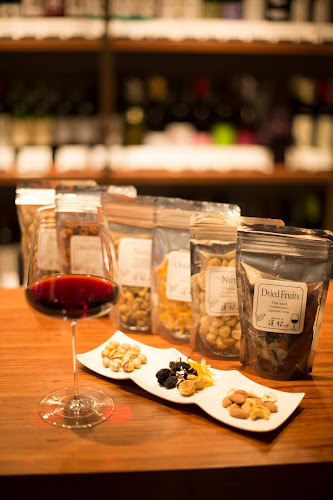 日本ワインショップ遅桜 2階Wine Bar 綺羅星 - 飲食業