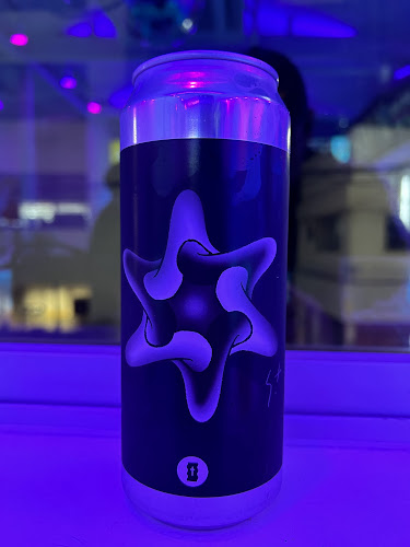 Comentarii opinii despre FETISH CLUB Tokyo BrewLab＋Bar ークラフトビール醸造所併設のビアバー