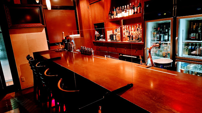 トロワバー - 飲食業