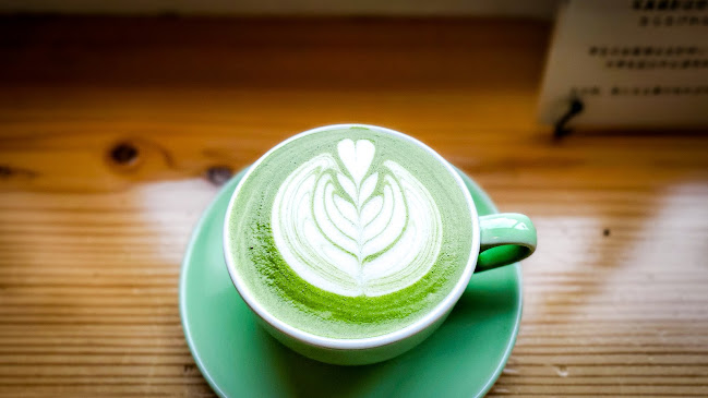 アンドバリシエ - 飲食業