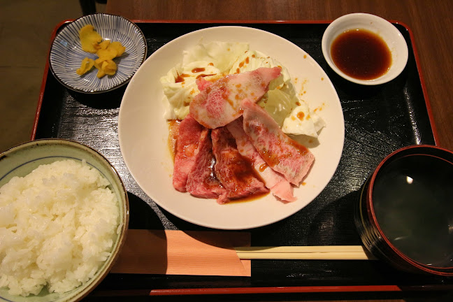 Opinii despre 焼肉本舗 島牛 în 那覇市 - 飲食業