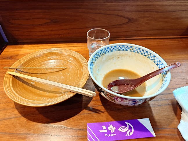 手打うどん 香川 北新地店 - 飲食業